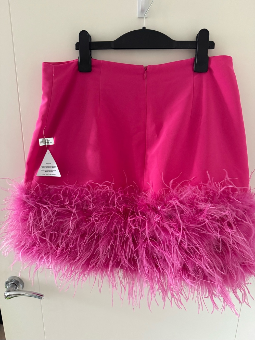 Nadine Merabi Mia Pink Feather Skirt, BNWT. Size L. - Picture 5 of 12